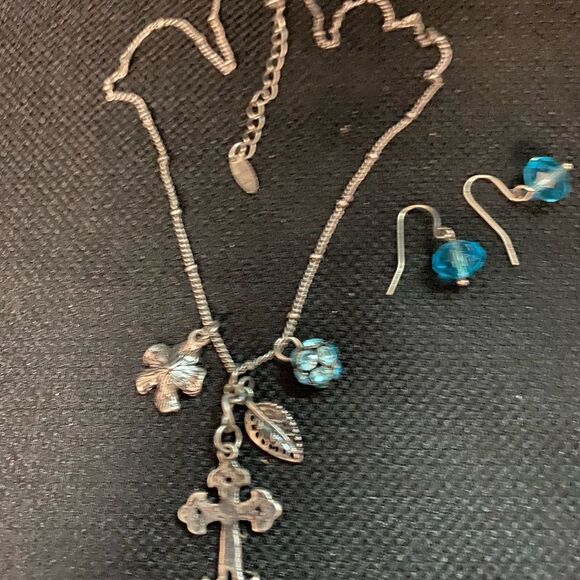 CROSS & Flower Charm Beaded Necklace and Earrings Set - Adjustable to 18” - Picture 2 of 4